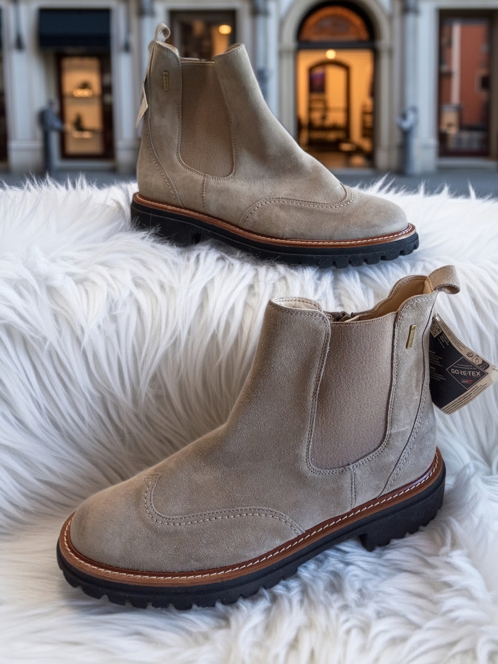 New Paul Green Taupe Suede Chukka Gore-Tex Waterproof Boots Size 7.5